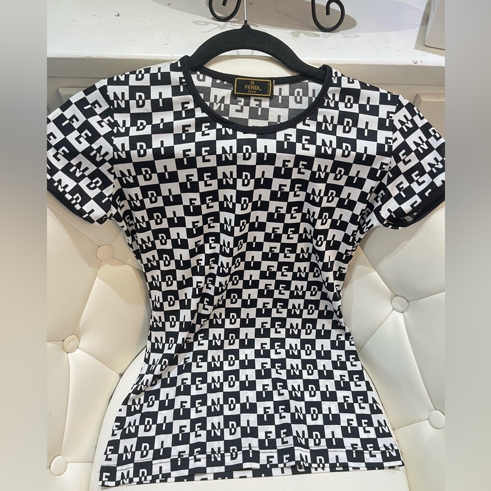 Fendi Black and White Logo-Print Short Sleeve Top